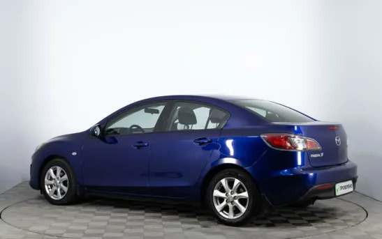 Mazda 3 1.60 механика, фото №1