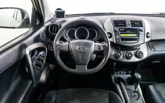 Toyota RAV4 2.00 вариатор, фото №1