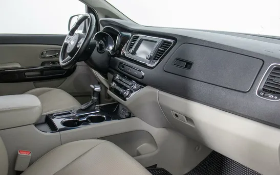 Kia Carnival 2.20 автоматическая, фото №1