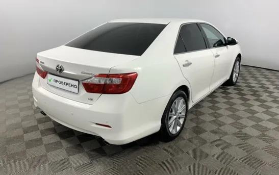 Toyota Camry 3.50 автоматическая, фото №1