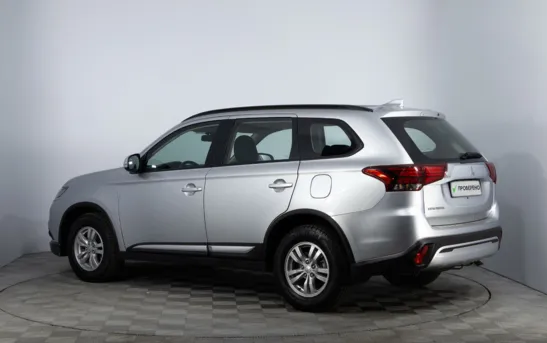 Mitsubishi Outlander 2.00 вариатор, фото №1