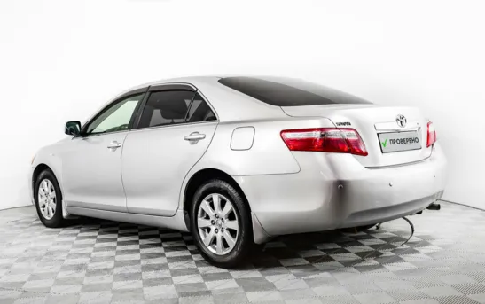 Toyota Camry 2.40 автоматическая, фото №1