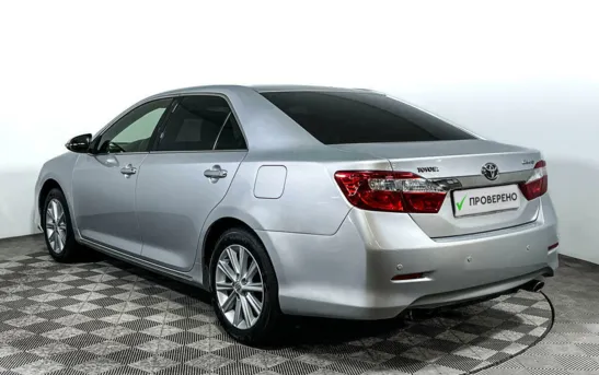 Toyota Camry 2.50 автоматическая, фото №1