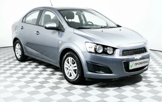 Chevrolet Aveo 1.60 автоматическая, фото №1