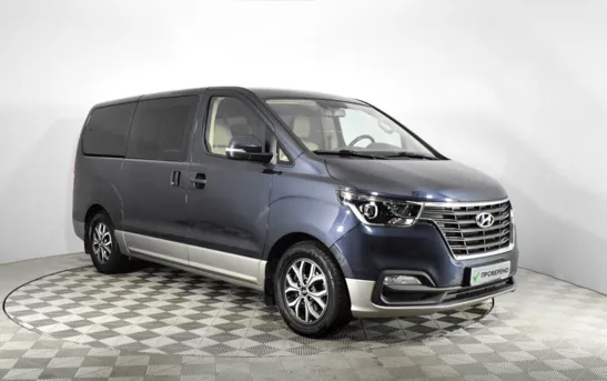 Hyundai H-1 2.50 автоматическая, фото №1