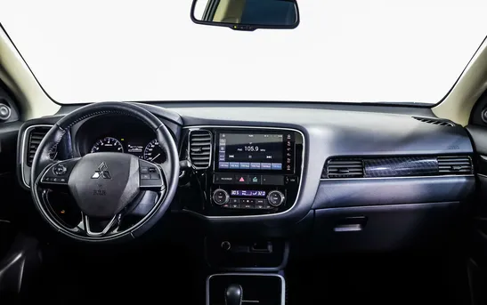 Mitsubishi Outlander 2.00 вариатор, фото №1