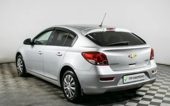 Chevrolet Cruze 1.60 автоматическая, фото №1