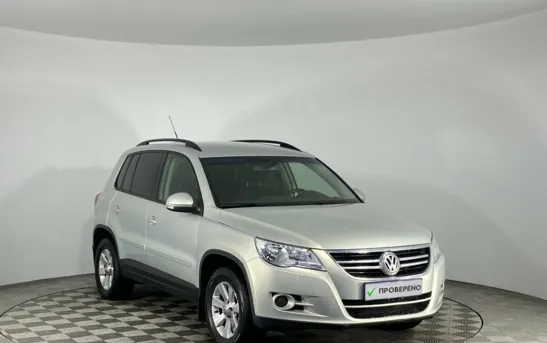 Volkswagen Tiguan 2.00 автоматическая, фото №1