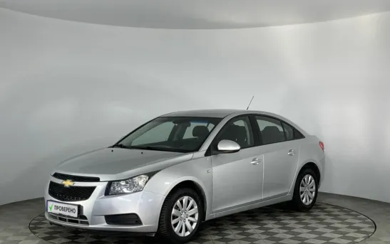 Chevrolet Cruze 1.60 механика, фото №1