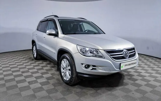 Volkswagen Tiguan 2.00 автоматическая, фото №1