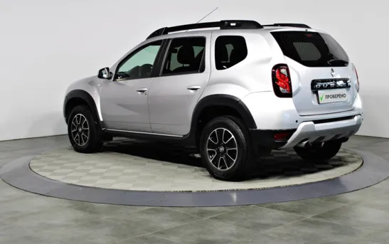 Renault Duster 2.00 автоматическая, фото №1