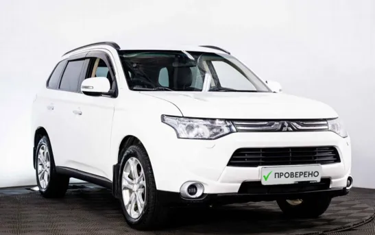 Mitsubishi Outlander 2.40 вариатор, фото №1