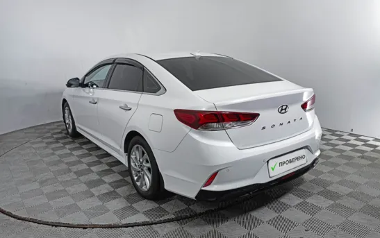 Hyundai Sonata 2.00 автоматическая, фото №1