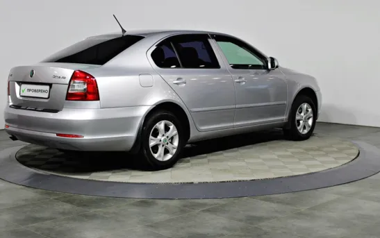 Skoda Octavia 1.60 механика, фото №1