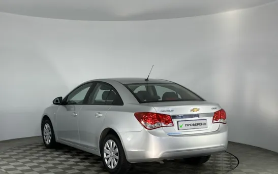 Chevrolet Cruze 1.60 механика, фото №1